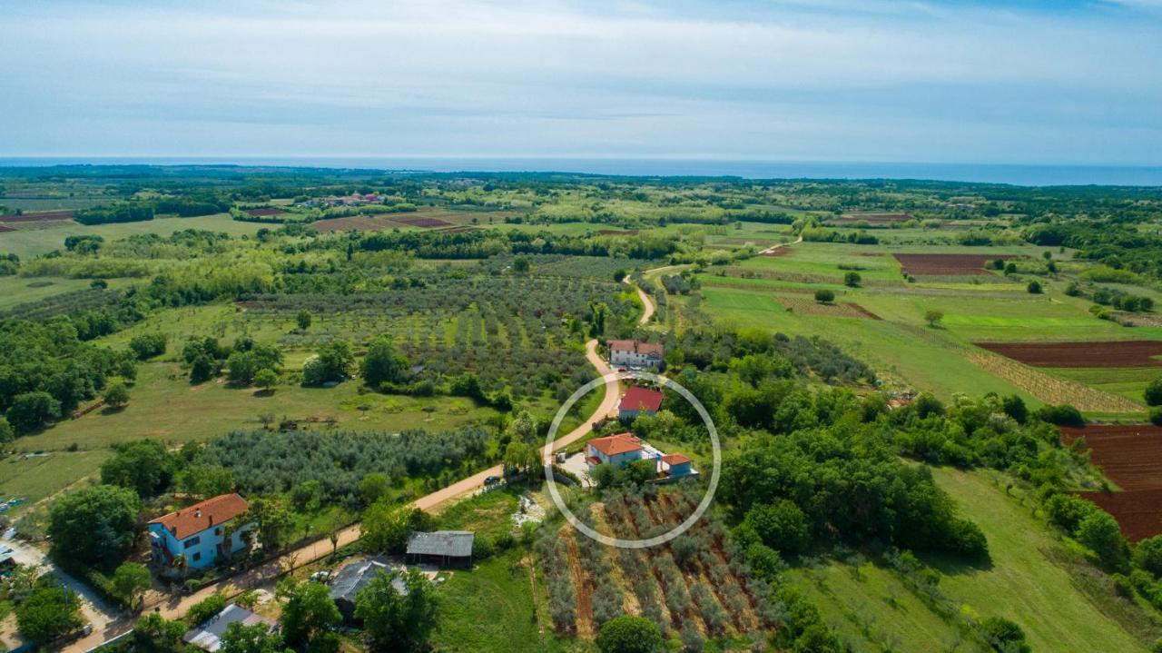 Villa Buroli With Pool, Sauna And Jacuzzi Exterior foto